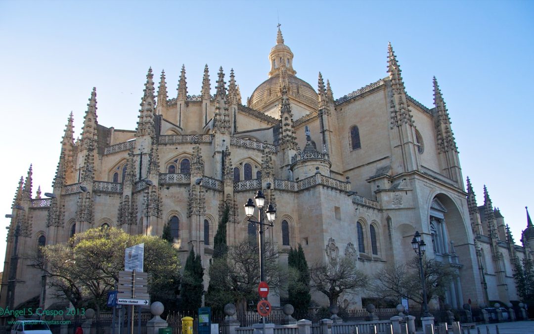 La Catedral de Segovia y la leyenda del carro del diablo